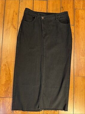 Black Maxi Pencil Skirt - Classic High-Waist Design sz. 9/28